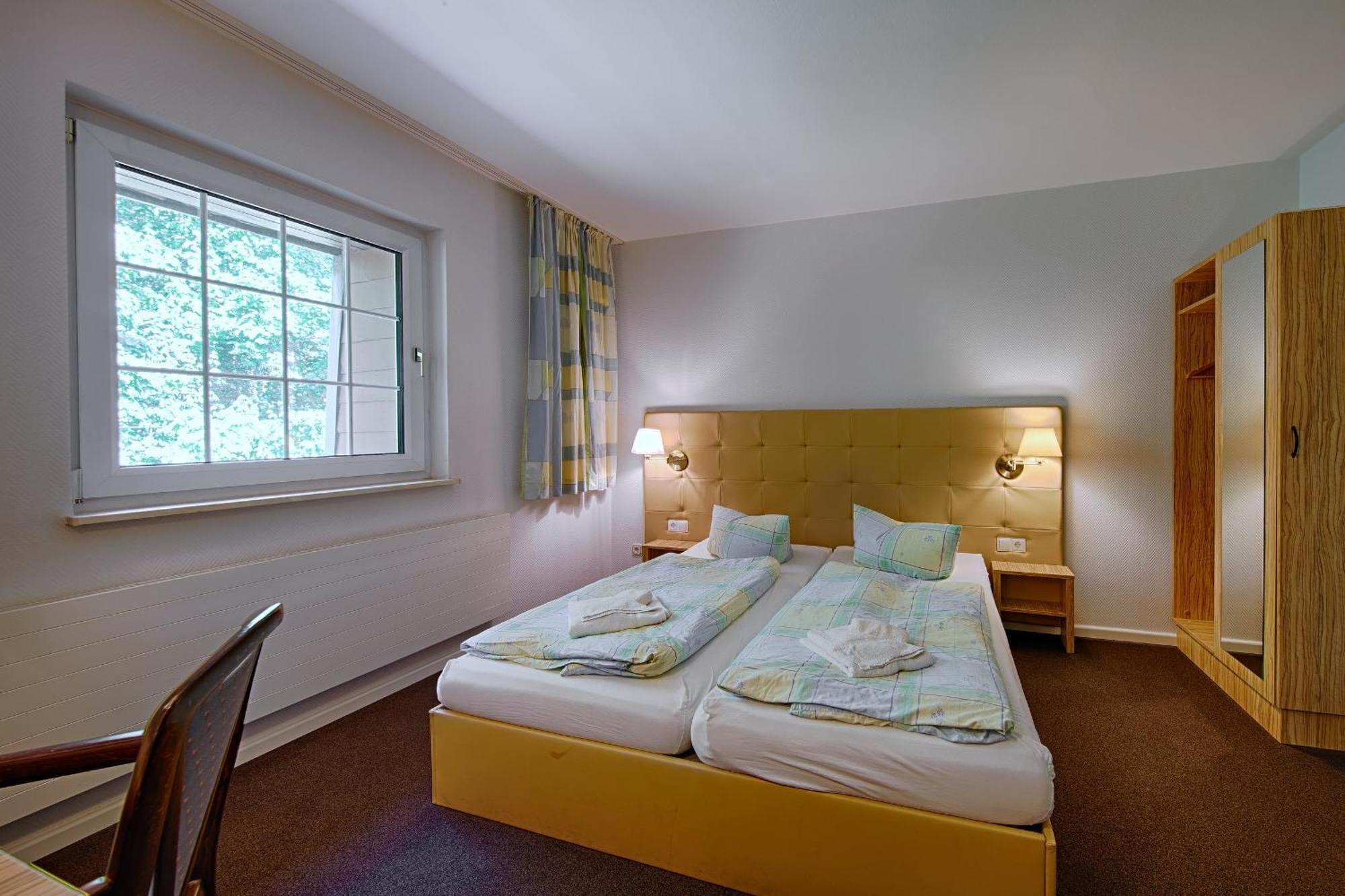 See Hotel Karlslust Chalets Storkow  Extérieur photo