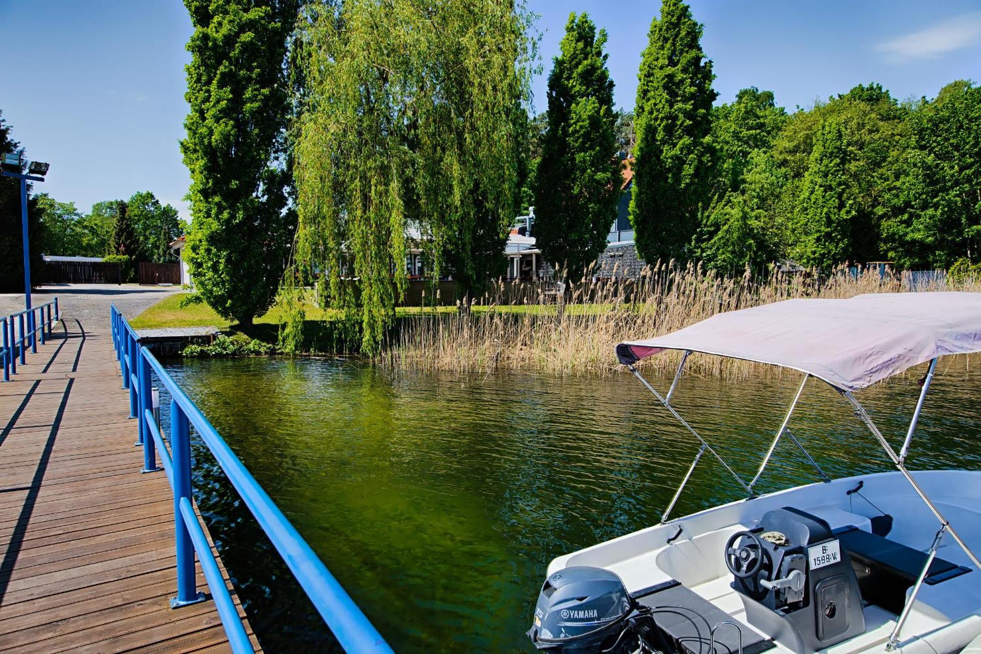 See Hotel Karlslust Chalets Storkow  Extérieur photo
